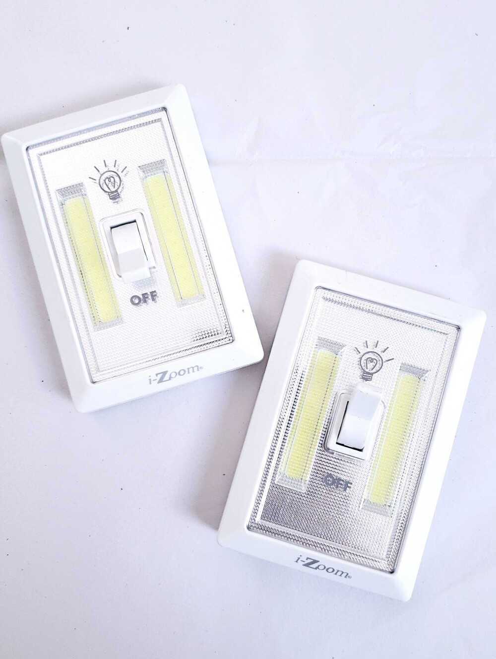 Zoom White LED Toggle Light Panels (2-Pack)